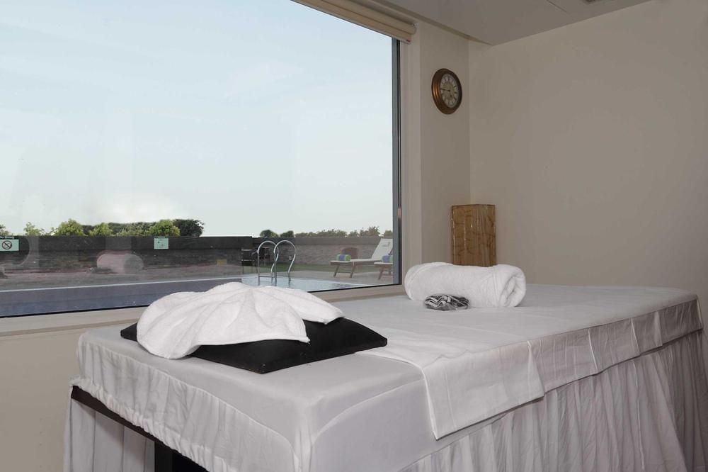 Fortune Park Jps Grand Rajkot - Member Itc Hotels' Group Eksteriør billede
